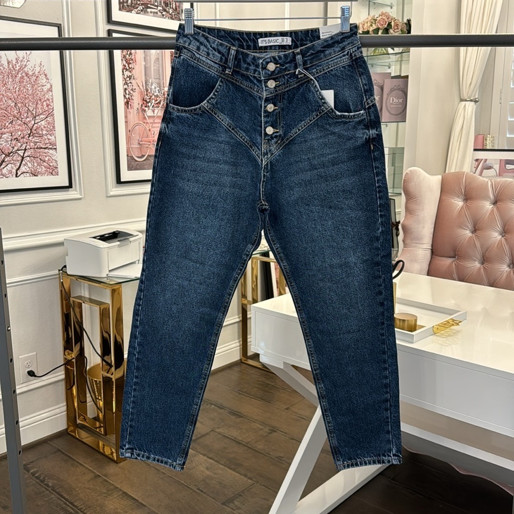 NWT HIGH RISE JEANS SIZE 8 - Picture 12 of 17